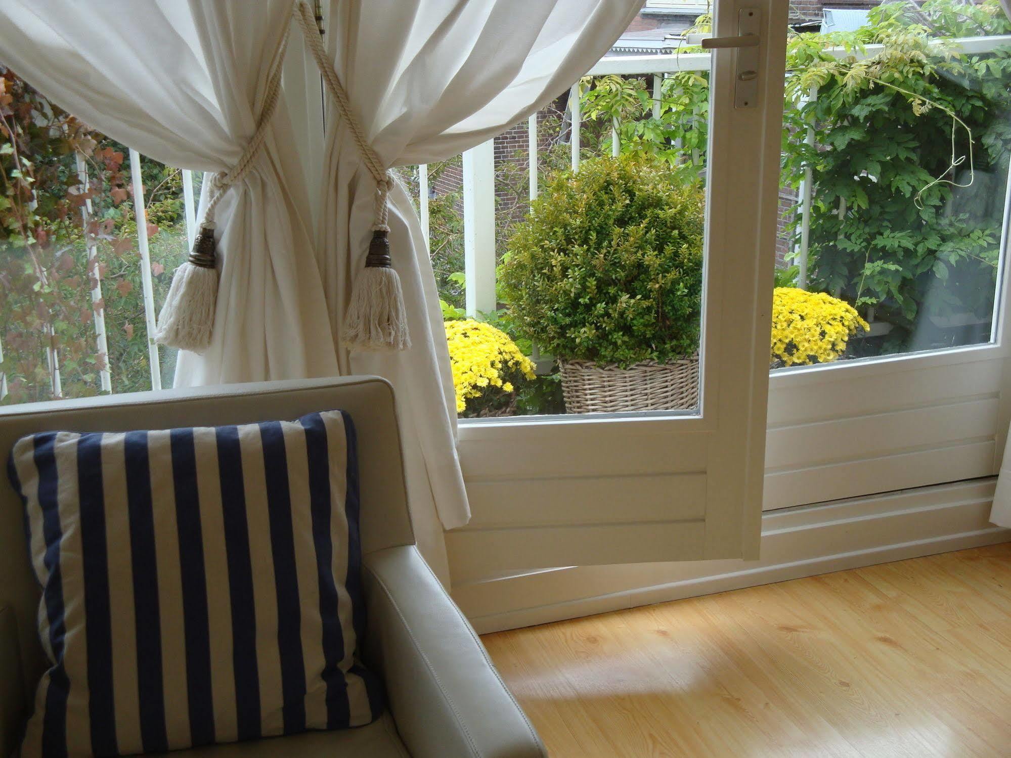 Bed And Breakfast Amsterdam Ngoại thất bức ảnh